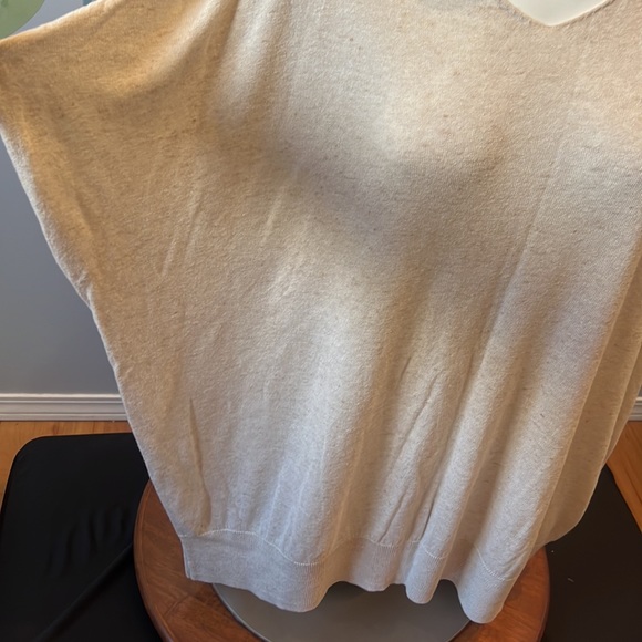 Vera Moda Loose fit top - Large - Picture 3 of 11